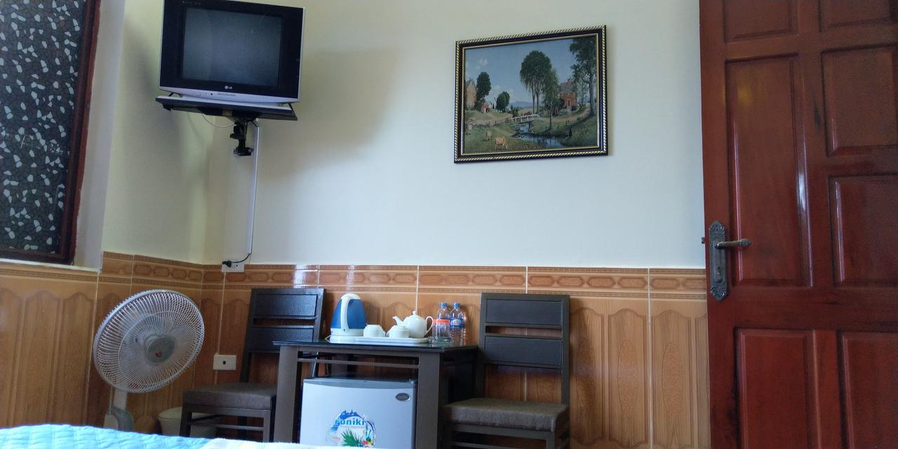 Backpackers Hotel Provinz Hà Tĩnh Exterior foto