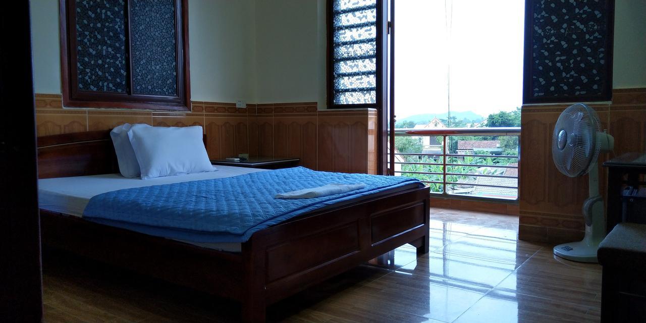 Backpackers Hotel Provinz Hà Tĩnh Exterior foto